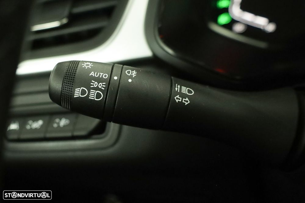 Renault Captur 1.0 TCe Techno Bi-Fuel - 16