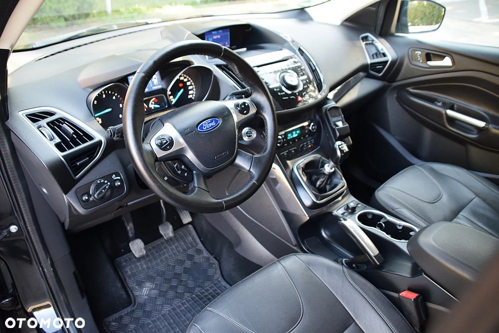 Ford Kuga 2.0 TDCi 4x4 Titanium - 20