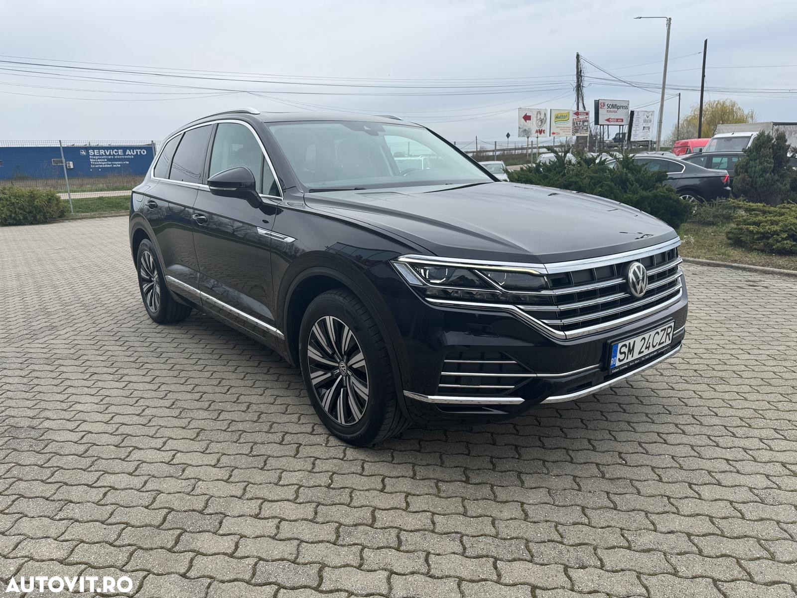 Volkswagen Touareg 3.0 V6 TDI 4Motion DPF Automatik Elegance - 3