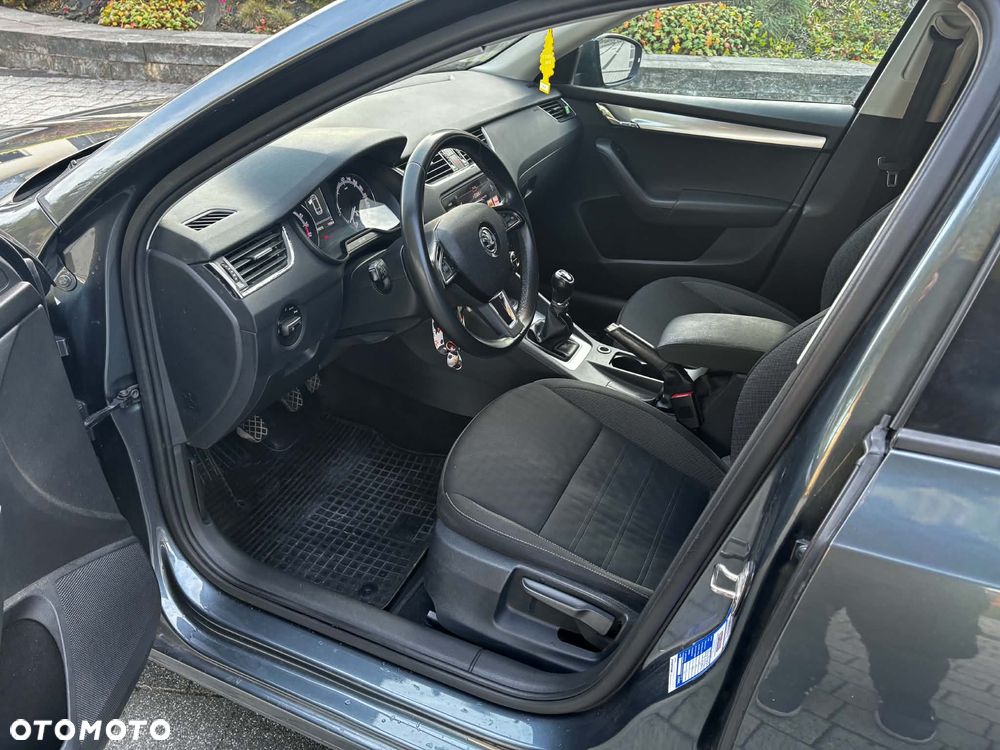 Skoda Octavia 1.6 TDI Ambition - 10
