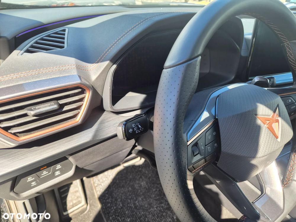 Cupra Formentor VZ 1.4 e-Hybrid DSG Priority - 13