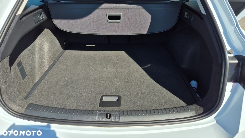 Seat Leon 2.0 TDI DSG Style Edition - 26