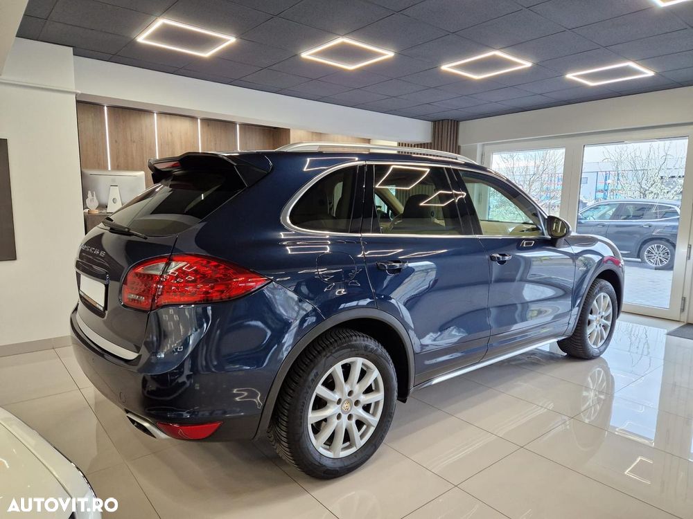 Porsche Cayenne Tiptronic S - 22