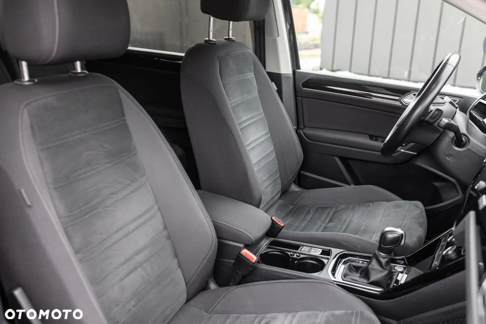 Volkswagen Touran 2.0 TDI SCR (BlueMotion Technology) DSG Highline - 20