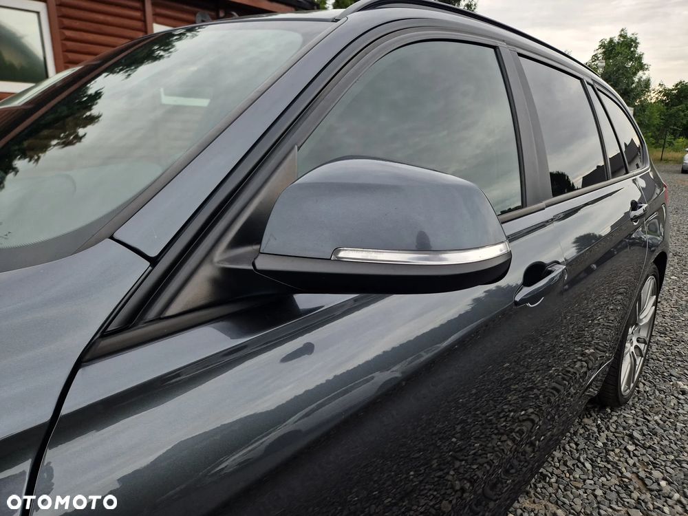 BMW Seria 3 318d M Sport - 39