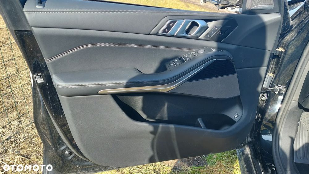 BMW X5 xDrive50e PHEV Individual Edition sport - 14