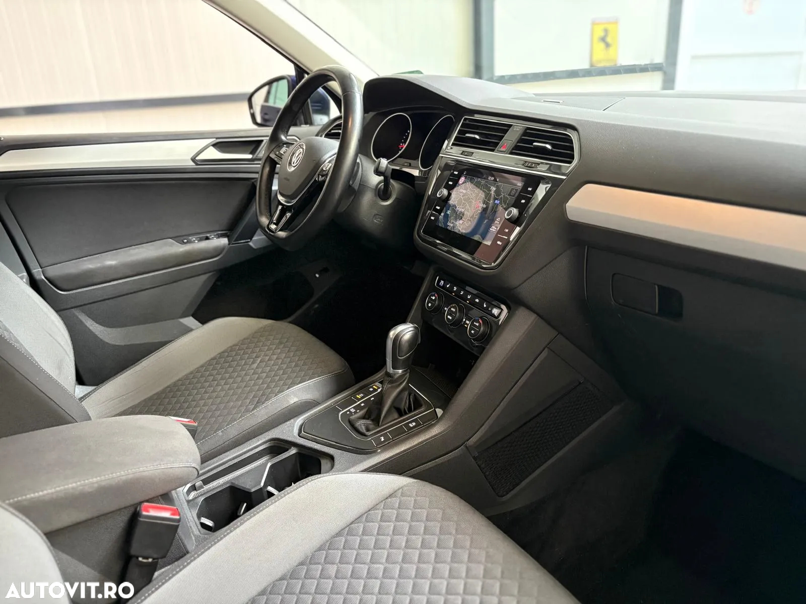 Volkswagen Tiguan 2.0 TDI DPF DSG Comfortline - 3