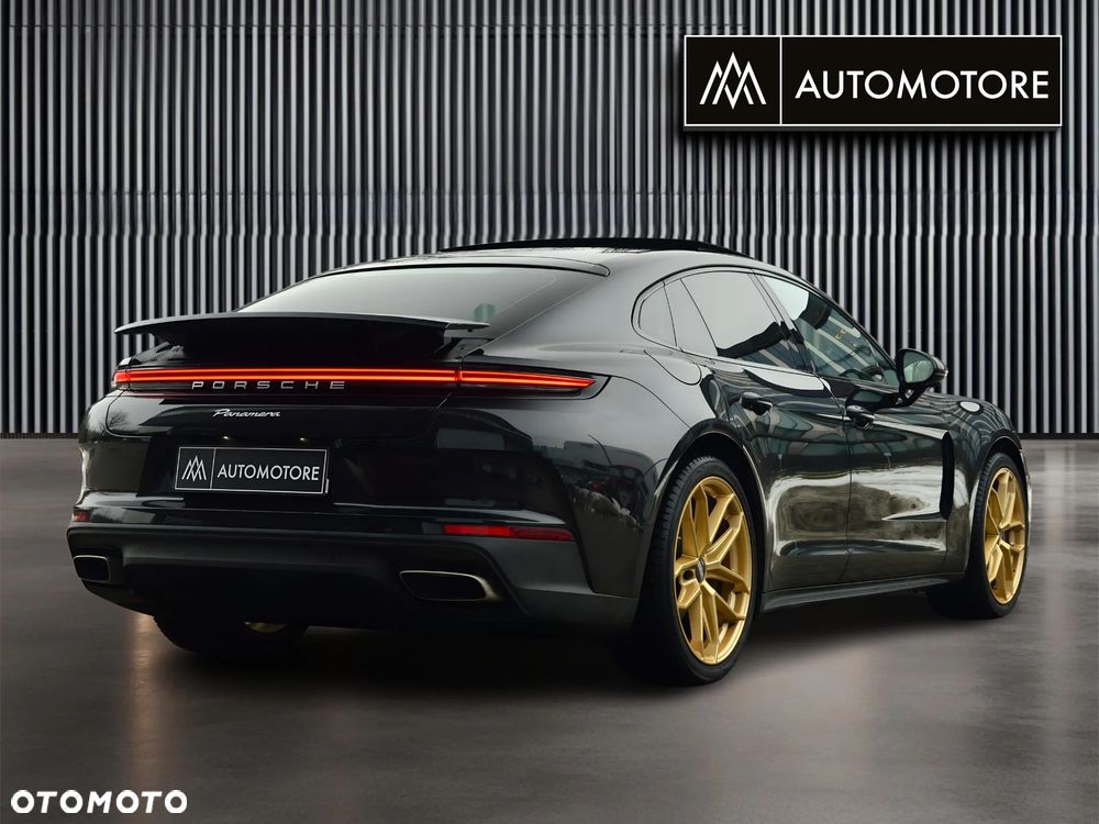 Porsche Panamera 4 - 12