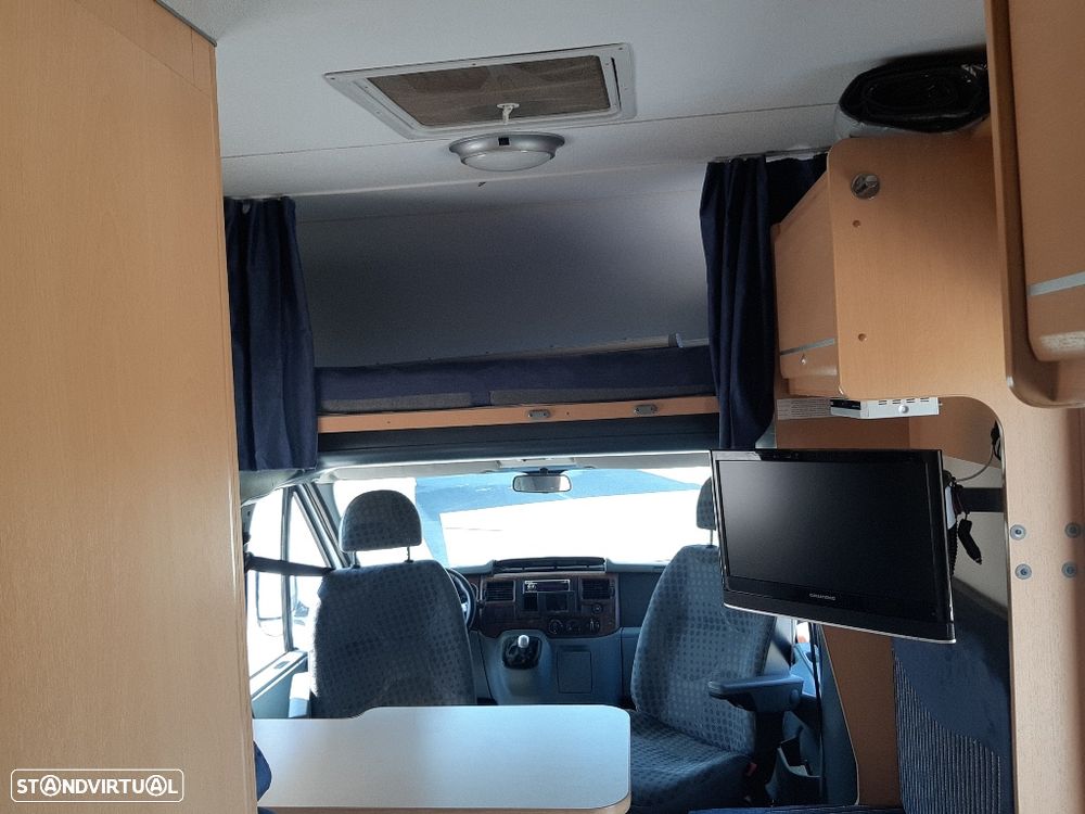 Ford Transit 2.2 TDCI - ROLLER TEAM ZEFIRO 291 TL - 4 LUGARES - 6 DORMIDAS - 37