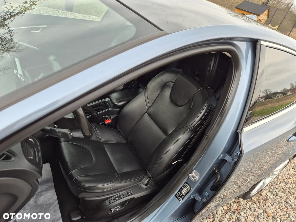 Volvo V40 D3 Geartronic Inscription - 18