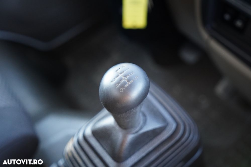 Renault MAXITY 140 / BALATĂ / DOUĂ TRANSPORTURI / MANUALĂ / 3 LOCURI / - 28