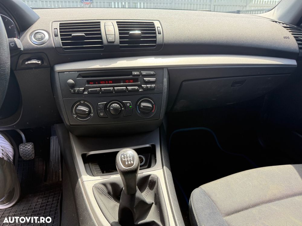 BMW Seria 1 - 10
