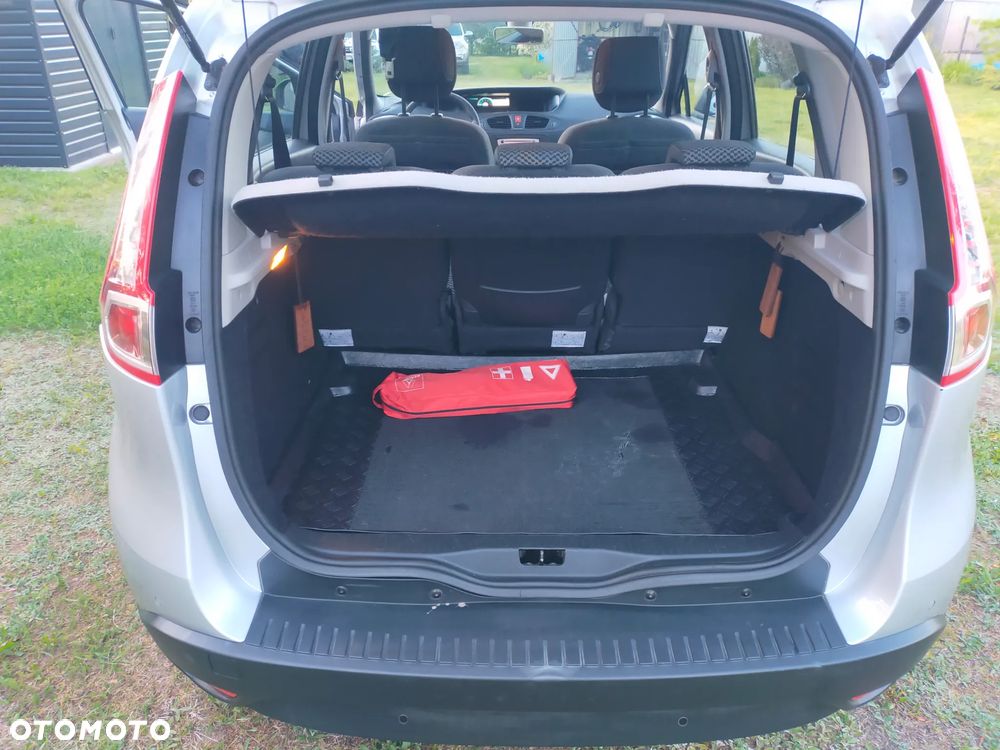 Renault Scenic 1.9 dCi Privilege - 14