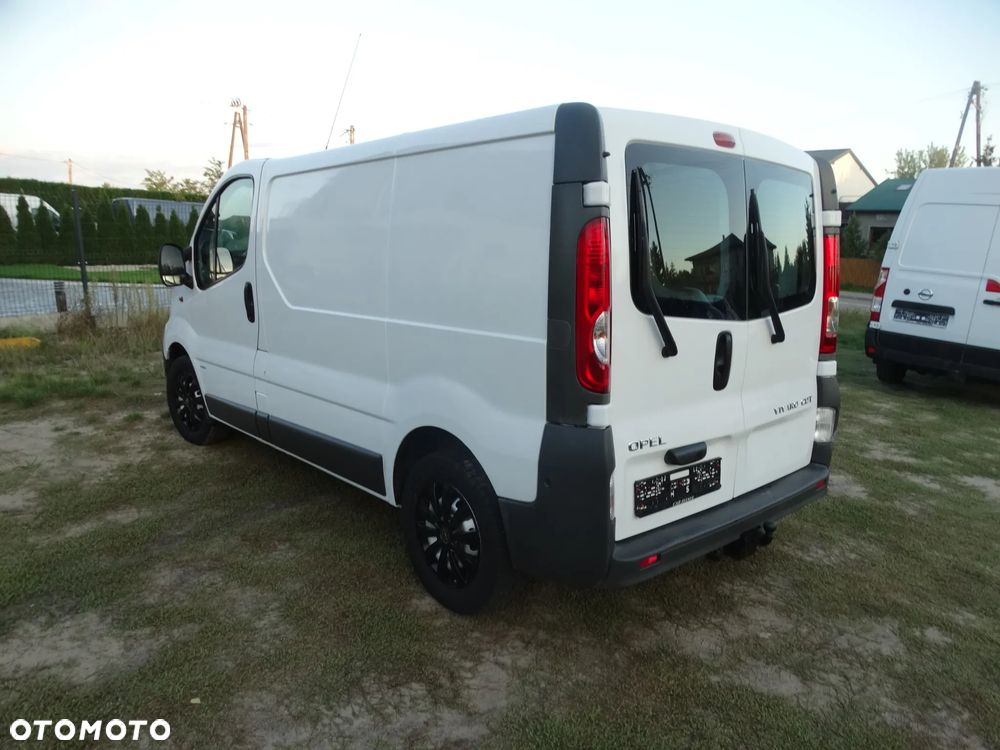 Opel Vivaro - 5