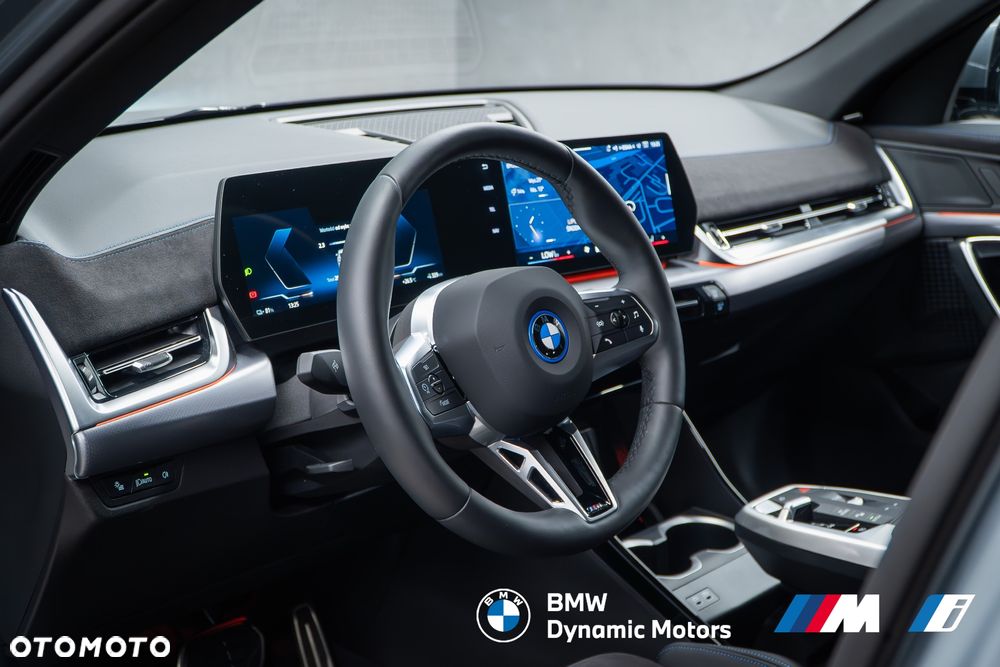 BMW iX2 eDrive20 - 18