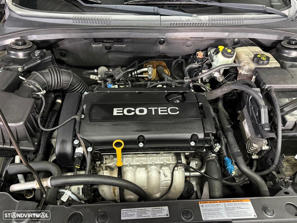 Chevrolet Cruze 1.6 LS - 22