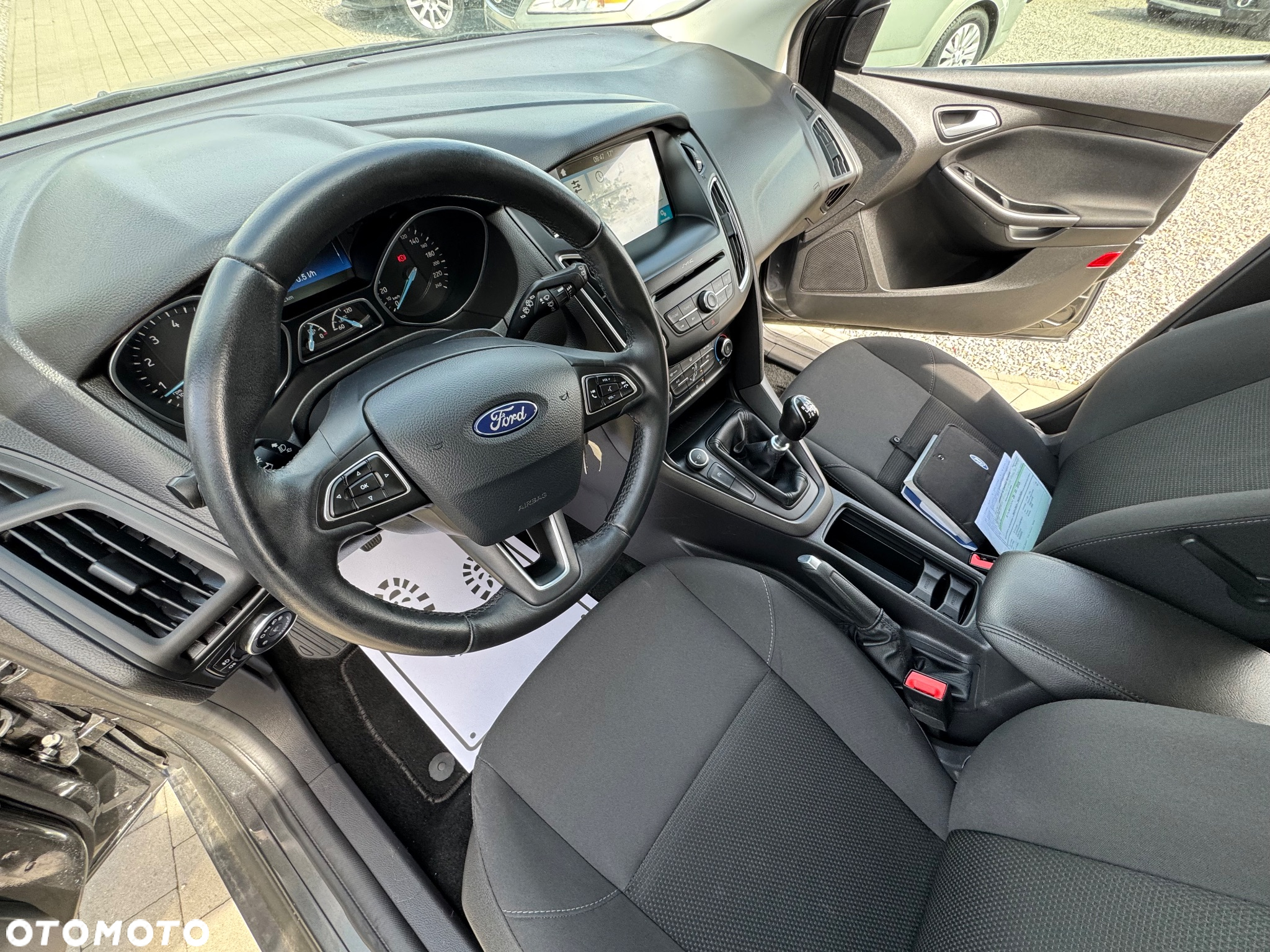 Ford Focus 1.0 EcoBoost Start-Stopp-System SYNC Edition - 18