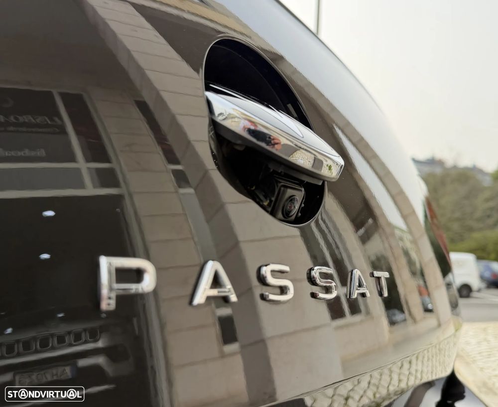 VW Passat 2.0 TDI Highline - 11