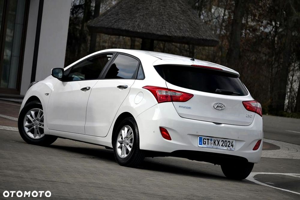 Hyundai i30 1.4 Fifa World Cup Edition - 22