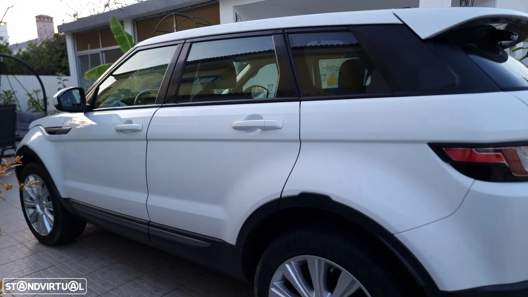 Land Rover Range Rover Evoque 2.0 TD4 Pure - 26