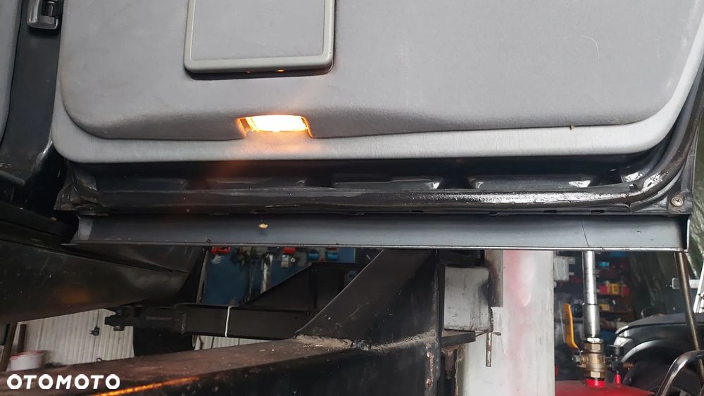 Mercedes-Benz W124 (1984-1993) - 24