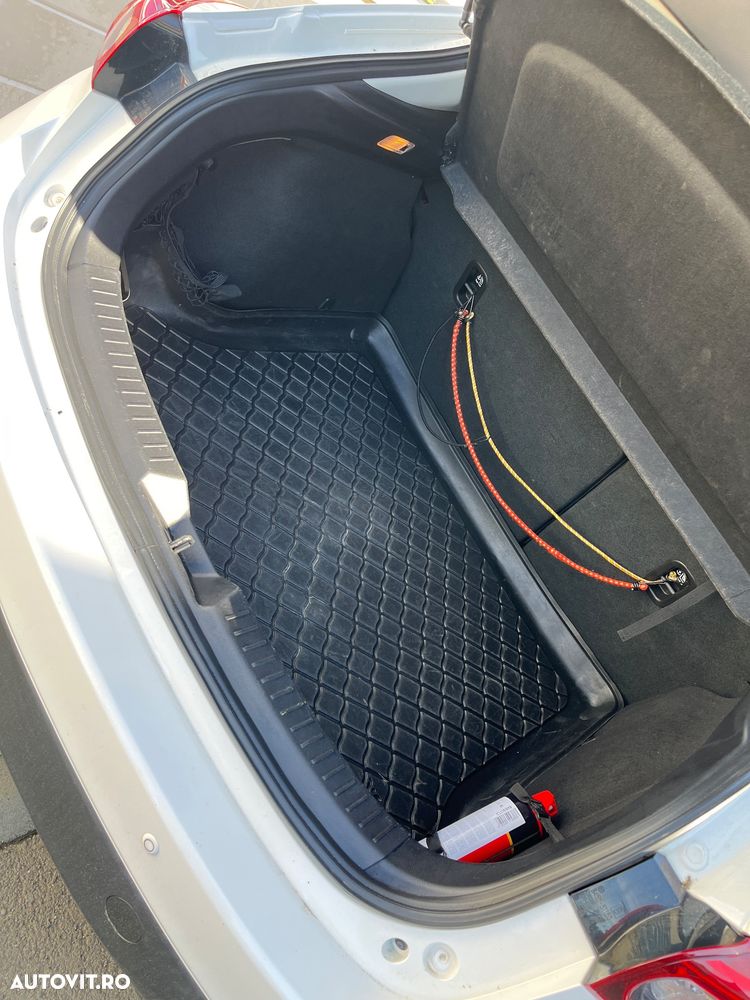 Mazda 3 SKYACTIV-G 120 Exclusive-Line - 10