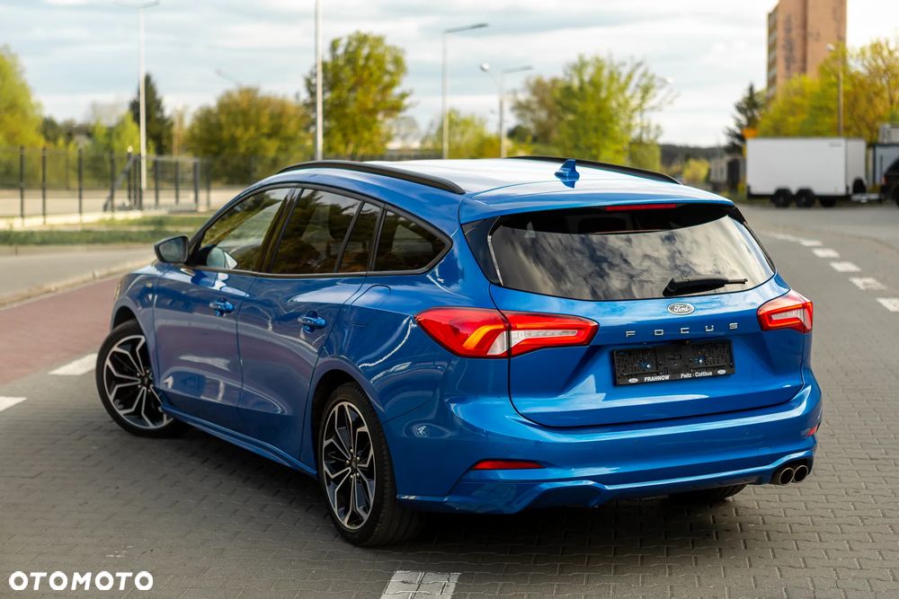 Ford Focus - 12