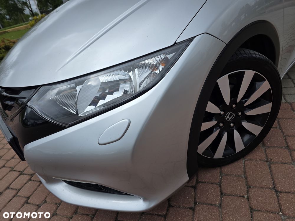 Honda Civic 1.6 i-DTEC Comfort Black Edition - 2