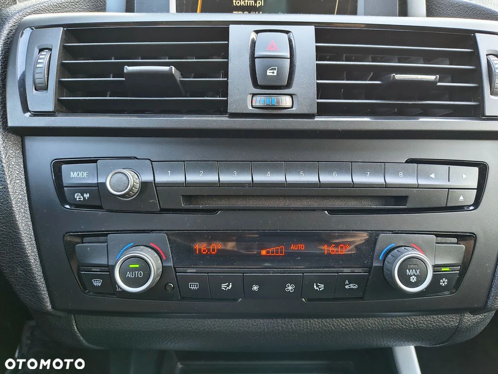 BMW Seria 1 118i Advantage - 19