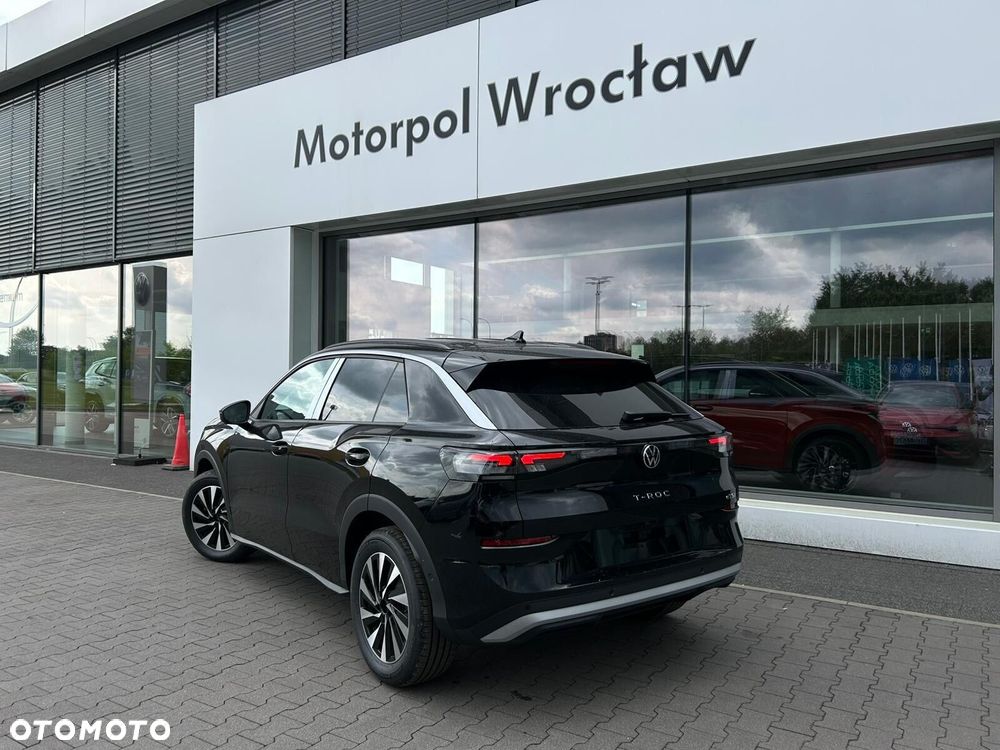 Volkswagen T-Roc - 11