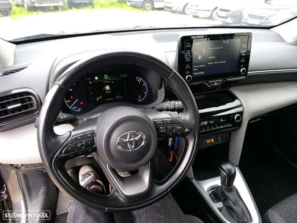Toyota Yaris Cross 1.5 HDF Comfort - 3