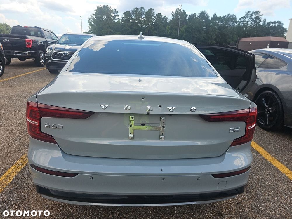 Volvo S60 B4 B DKG Plus Dark - 11