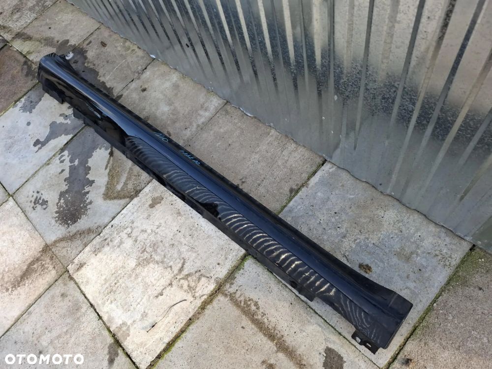 LISTWA PROGOWA NAKŁADKA PRAWA PORSCHE MACAN 95B 95b854884a PRÓG - 2