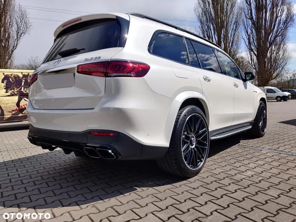 Mercedes-Benz GLS - 7