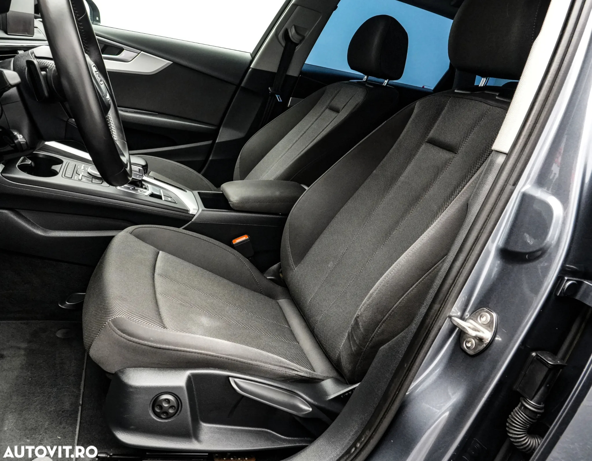 Audi A4 Avant 2.0 TDI S tronic Design - 11