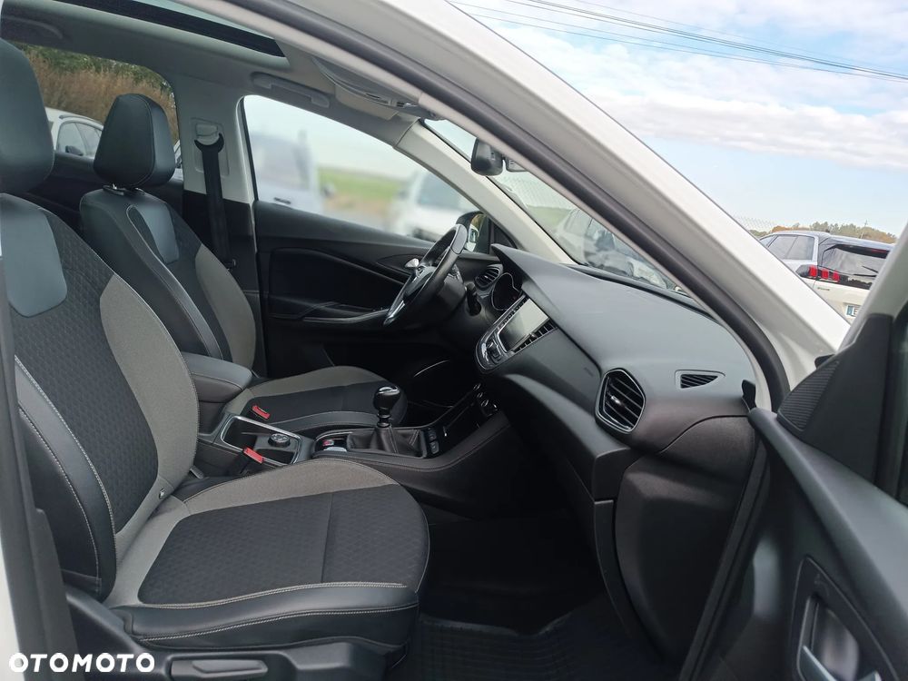 Opel Grandland X 1.6 D Start/Stop INNOVATION - 18