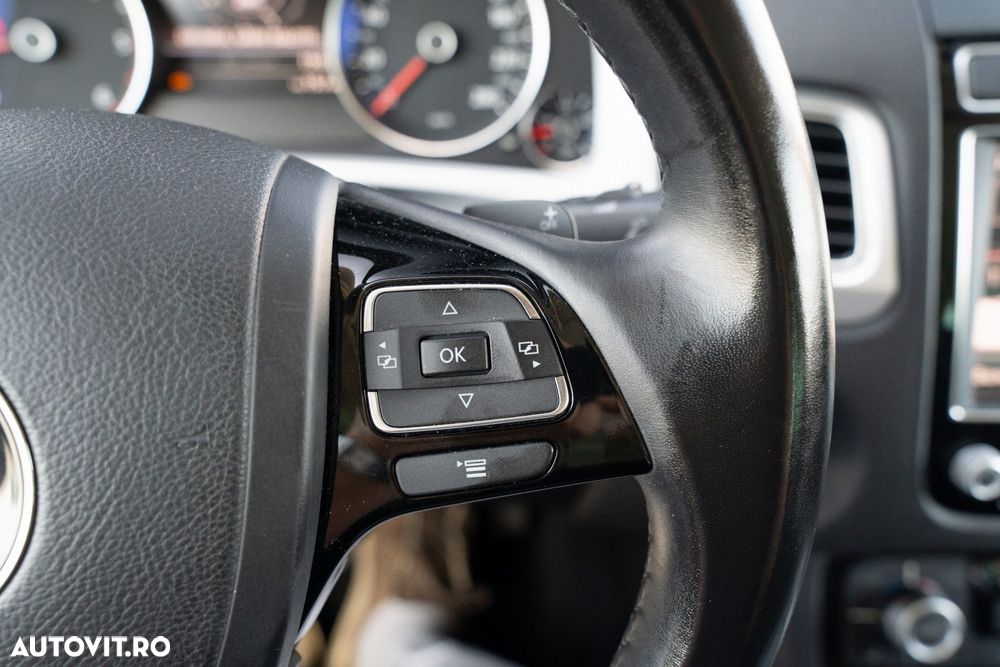 Volkswagen Touareg 3.0 V6 TDI BMT Terrain Tech - 19