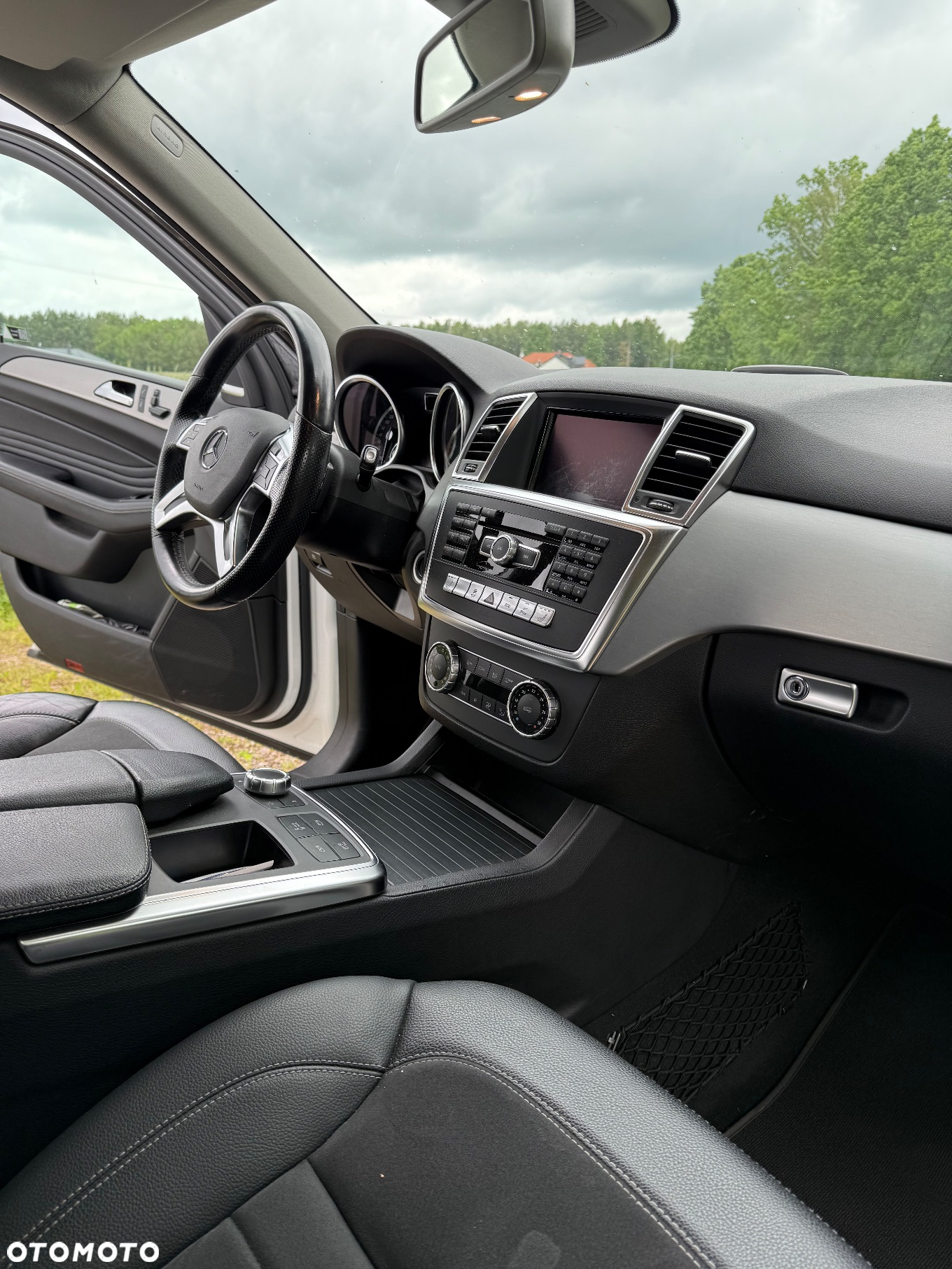 Mercedes-Benz ML 350 BlueTec 4-Matic - 15
