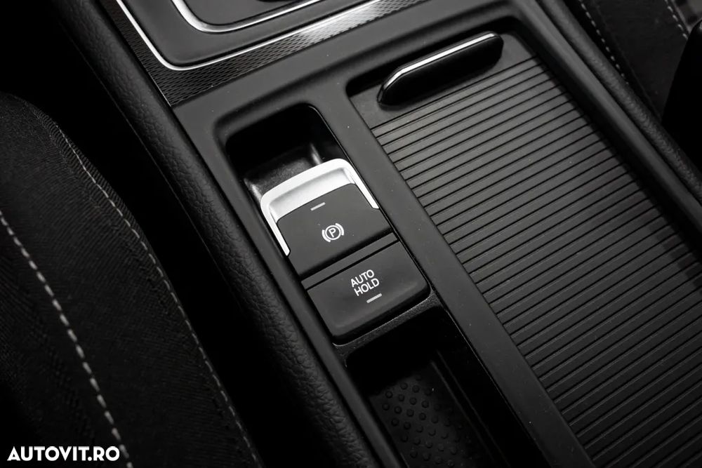 Volkswagen Golf GTD (BlueMotion Technology) DSG - 32