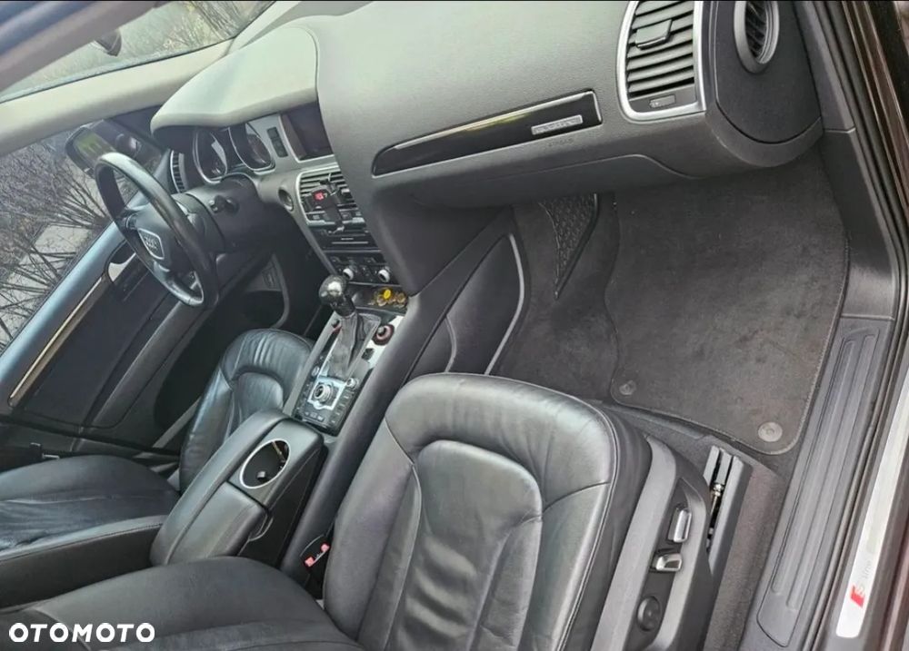 Audi Q7 - 7