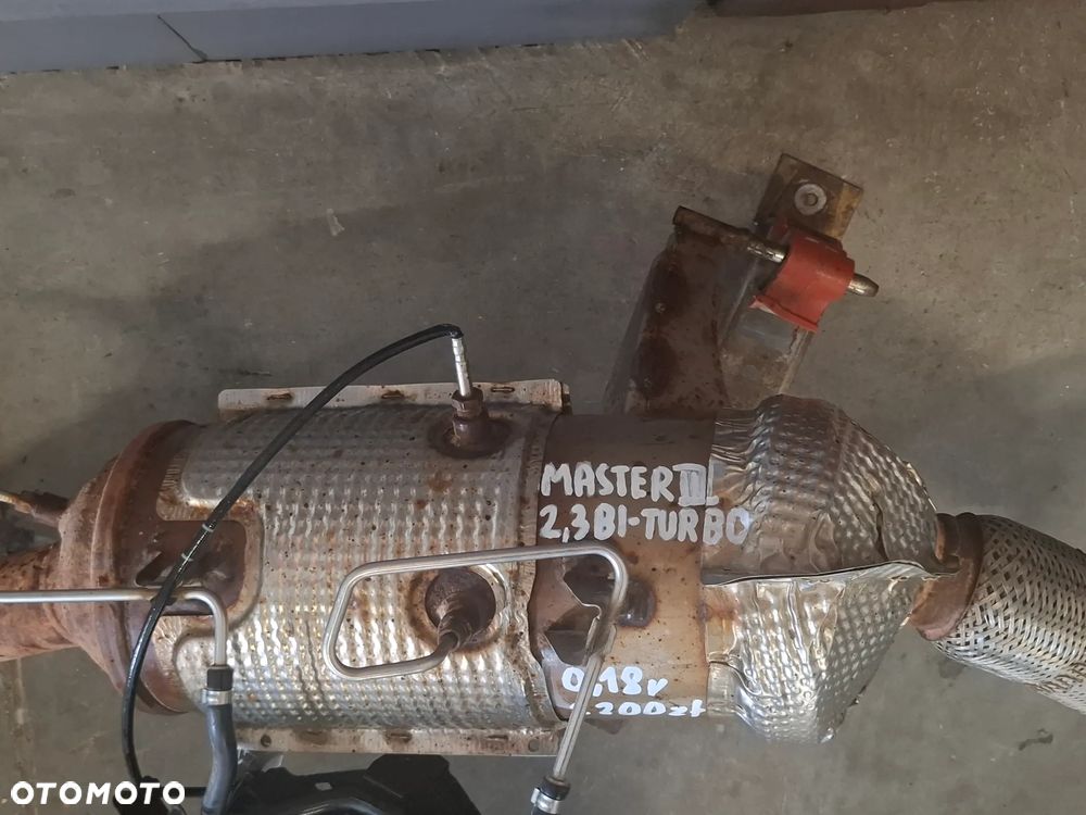 Filt DPF Katalizator Renault Master III  2,3 DCI Bi turbo rok 2018 nr 208024846R - 2