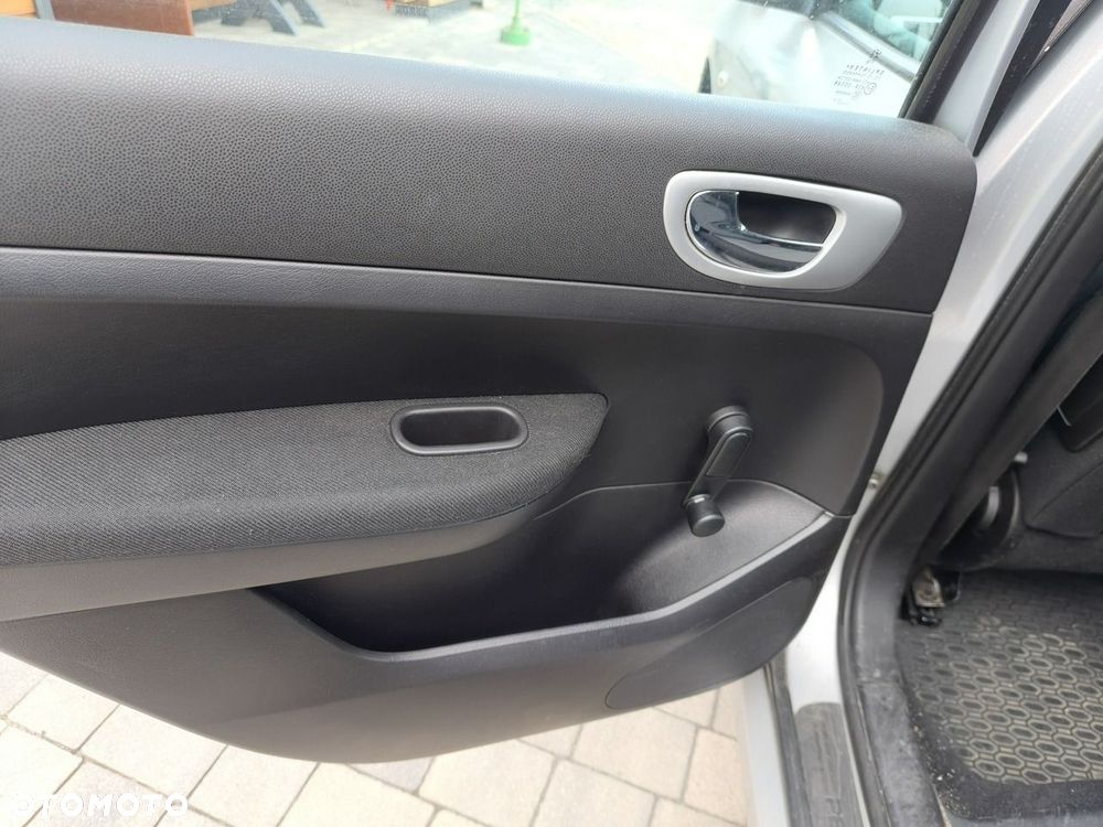 Peugeot 307 HDi 110 Epok - 27