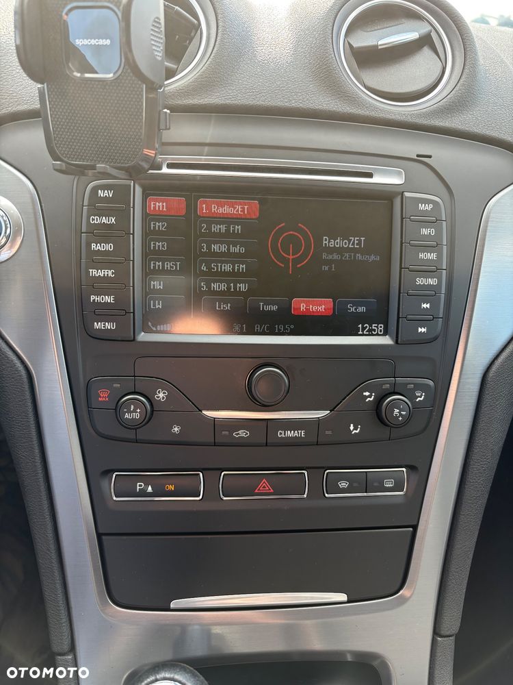 Ford Mondeo 2.0 TDCi Business Edition - 21