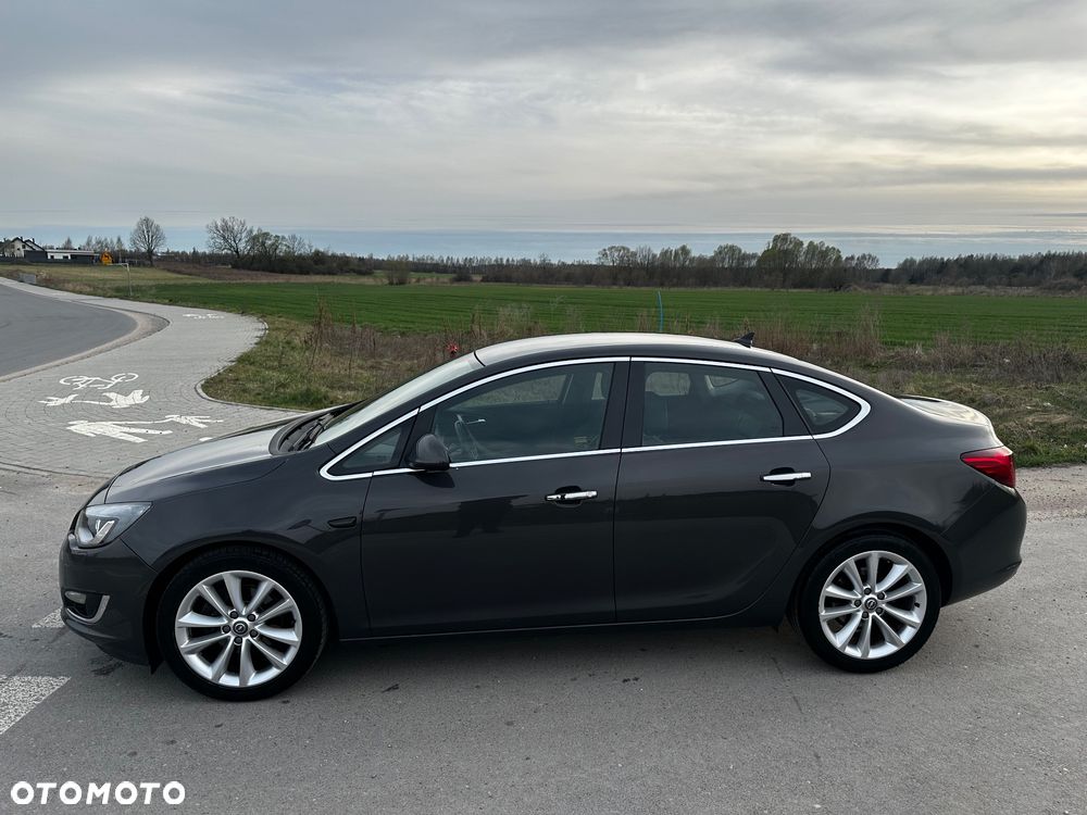 Opel Astra 1.6 Turbo Automatik Cosmo - 8