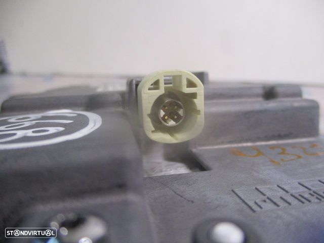 Display Relogio 9812046980 CITROEN C ELYSEE 2017 1.6 BLUEHDI 99CV 4P BRANCO GPS - 3