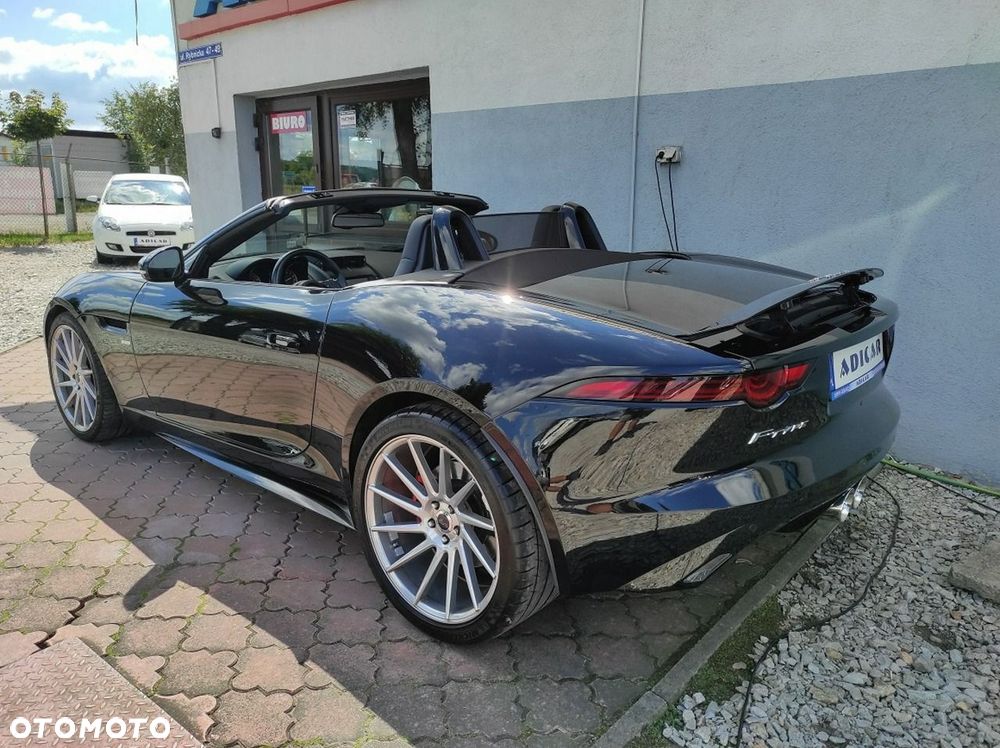 Jaguar F-Type - 13