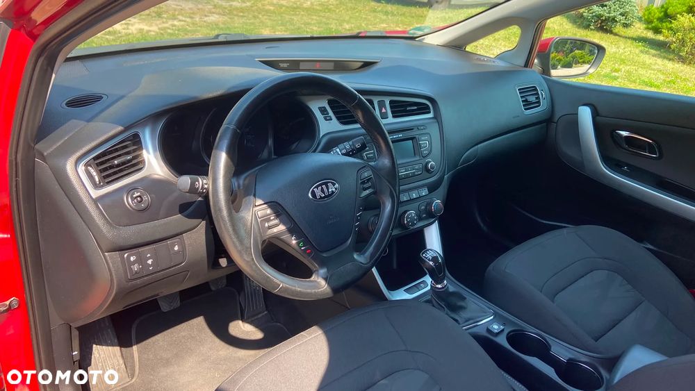 Kia Ceed - 17
