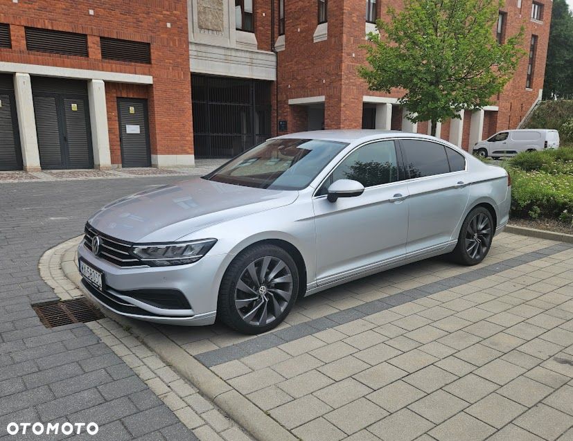 Volkswagen Passat 1.5 TSI EVO Business DSG - 2