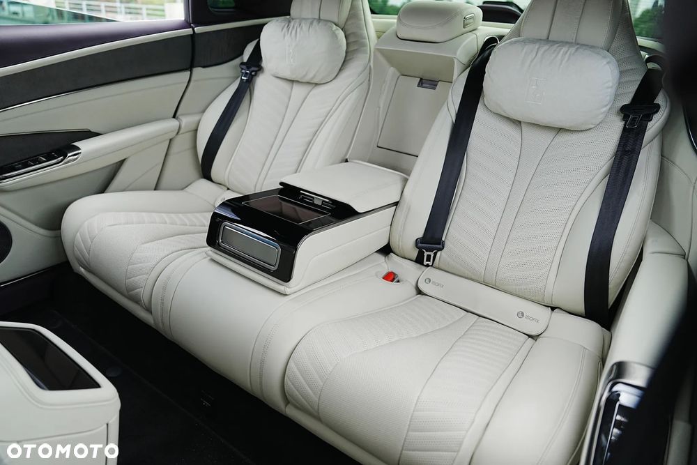 BYD Yangwang U7 - 25