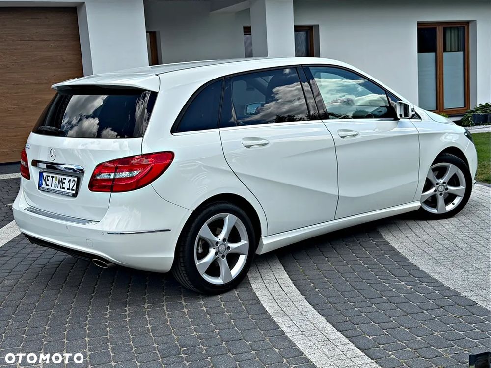 Mercedes-Benz Klasa B 200 BlueEFFICIENCY Edition 1 - 21